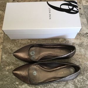 Nine West Naughty Dark Brown/Bronze size 6